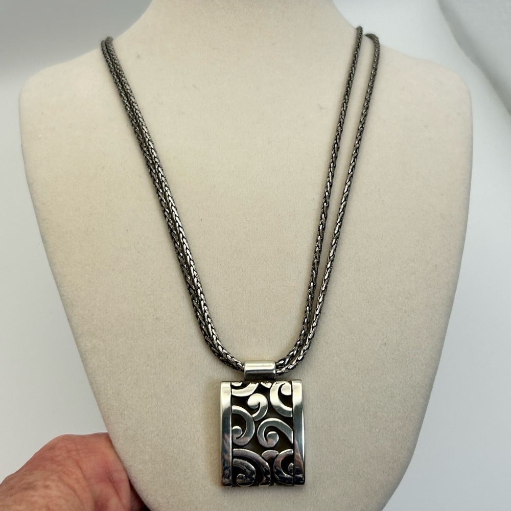 Brighton Deco Lace Pendant Necklace 17" Silver Plated Double Chain READ - Picture 2 of 11